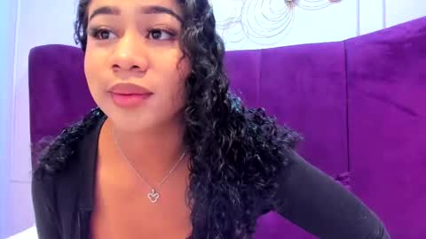 sofiifox online show from 10/03/25, 07:33
