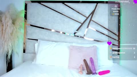 Snapshot of sofijohnsonx chatting on 03/05/25, 08:53 sofijohnsonx online show from 03/05/25, 08:53