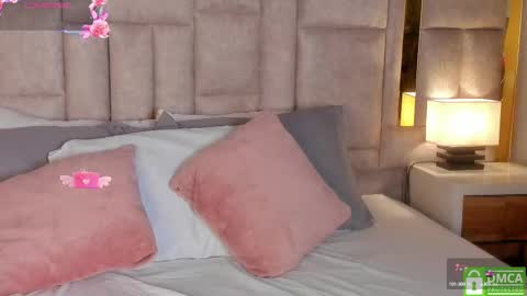 Snapshot of sofiscott_ chatting on 02/10/25, 10:09 Sofia online show from 02/10/25, 10:09