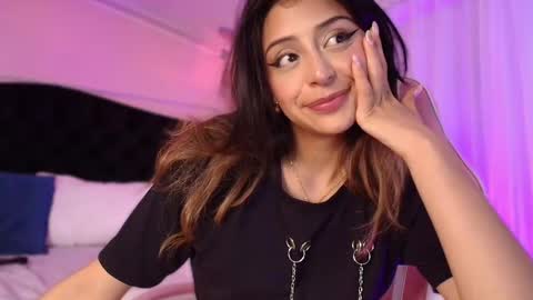 Sofi online show from 03/08/25, 05:22