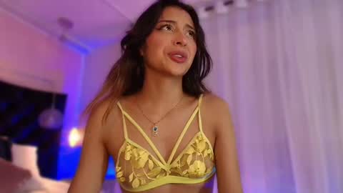 Sofi online show from 03/12/25, 06:11