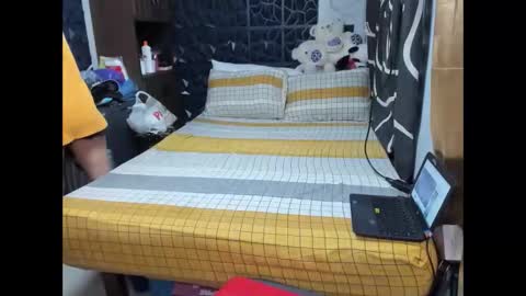 Angel online show from 11/01/25, 04:25