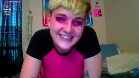 Day online show from 03/12/25, 09:45