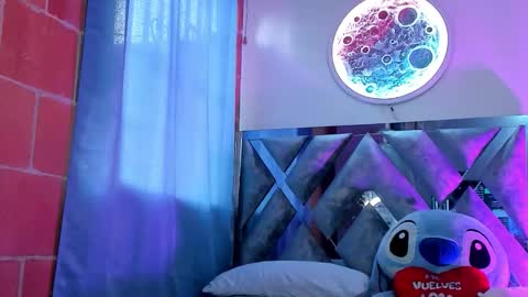 Snapshot of sofybank chatting on 10/17/25, 09:17 sofybank online show from 10/17/25, 09:17