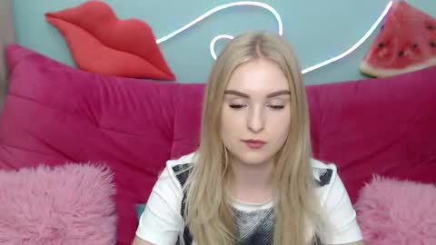 sofysoft online show from 11/19/25, 06:24