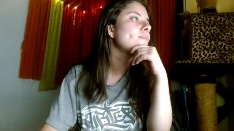 Snapshot of soka_lovers_04_ chatting on 12/21/24, 12:53 Sofia online show from 12/21/24, 12:53