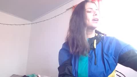 Snapshot of soka_lovers_04_ chatting on 12/27/24, 12:23 Sofia online show from 12/27/24, 12:23