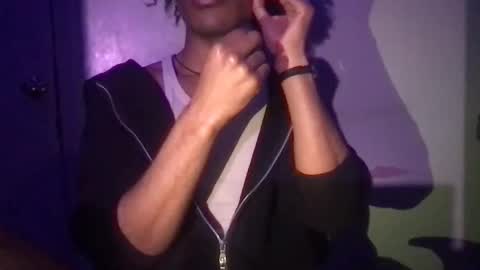 Snapshot of solaceeve chatting on 02/26/25, 12:27 SolaceEve online show from 02/26/25, 12:27