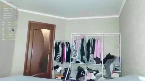 Mila online show from 10/30/25, 05:20