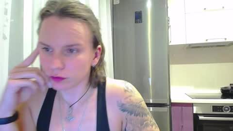 Sola online show from 12/04/25, 04:16