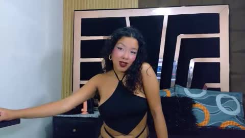 Sol Evans online show from 11/19/25, 03:56