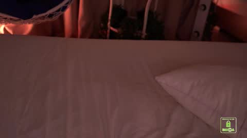 My name isSonya  online show from 10/09/25, 06:50