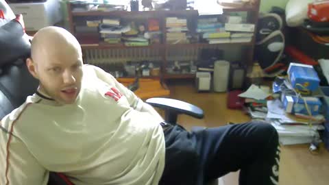 Tom online show from 02/23/25, 02:46