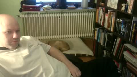 Tom online show from 11/18/25, 03:27