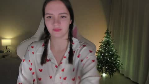 Snapshot of sonia_moon_ chatting on 01/06/25, 02:04 sonia_moon_ online show from 01/06/25, 02:04