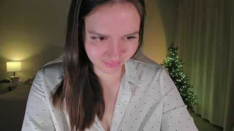 Snapshot of sonia_moon_ chatting on 01/08/25, 01:32 sonia_moon_ online show from 01/08/25, 01:32