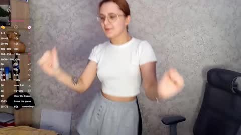 Snapshot of sonya_mikki chatting on 03/10/25, 02:28 Sonya online show from 03/10/25, 02:28