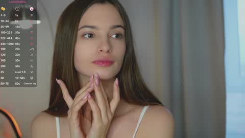 Snapshot of sonyaericsson chatting on 12/20/24, 11:43 Eva 3 online show from 12/20/24, 11:43