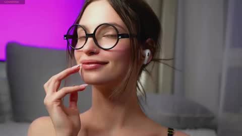 Snapshot of sonyaericsson chatting on 02/27/25, 03:26 Eva 3 online show from 02/27/25, 03:26