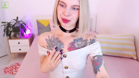 Snapshot of sonyalime chatting on 02/21/25, 07:12 Sonya Lime online show from 02/21/25, 07:12