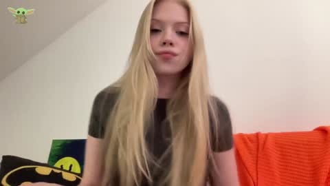 Sonya  Instagram   Twitter sonyaplushgirl  OnlyFans sonyaplush online show from 12/11/24, 08:50