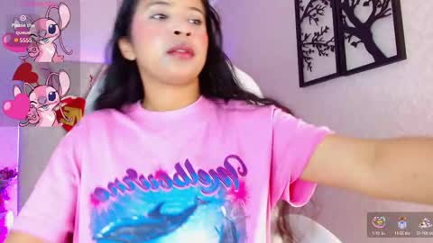 Snapshot of sophi_gray chatting on 02/26/25, 10:58 Shophi online show from 02/26/25, 10:58