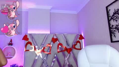 Snapshot of sophi_gray chatting on 03/02/25, 12:01 Shophi online show from 03/02/25, 12:01