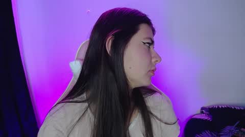 sophi_oo online show from 11/08/25, 06:40