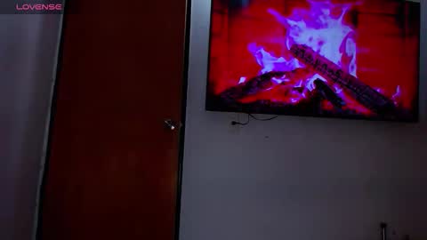 Sophia online show from 10/22/25, 01:00