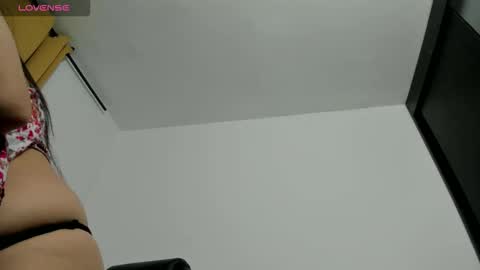 sophia_118 online show from 11/20/25, 07:24