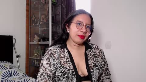Snapshot of sophia_666_ chatting on 12/22/24, 05:42 Sophia online show from 12/22/24, 05:42