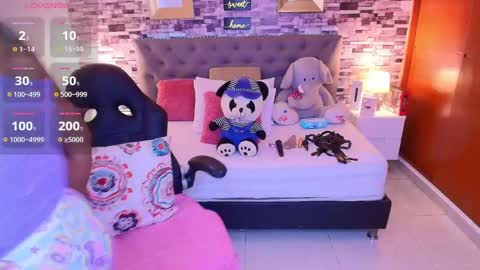 Sofia online show from 11/24/25, 12:05