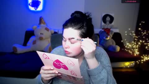 Snapshot of sophia__olsen chatting on 12/25/24, 06:20 sophia__olsen online show from 12/25/24, 06:20