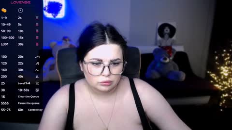 Snapshot of sophia__olsen chatting on 01/09/25, 06:17 sophia__olsen online show from 01/09/25, 06:17