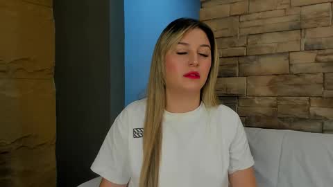 Sophia online show from 10/17/25, 11:46