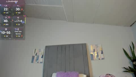 Snapshot of sophia_ebony___ chatting on 11/16/25, 01:28 sophia_ebony___ online show from 11/16/25, 01:28