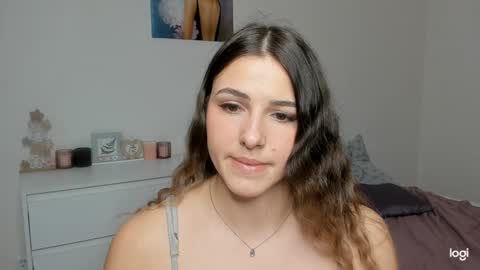 Snapshot of sophia_euphoria chatting on 12/12/24, 06:47 Sophia online show from 12/12/24, 06:47