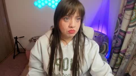 sophia_grants online show from 11/10/25, 02:32