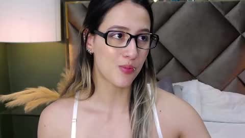 Sofia online show from 02/24/25, 02:48