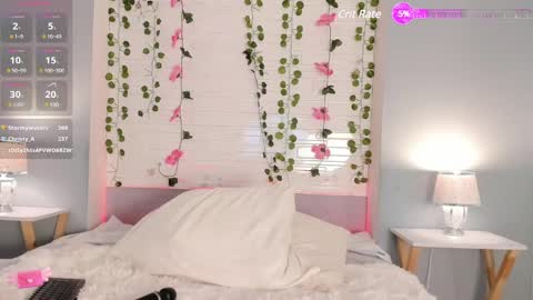 Snapshot of sophia_stonne chatting on 02/14/25, 01:40 S O P H I A online show from 02/14/25, 01:40