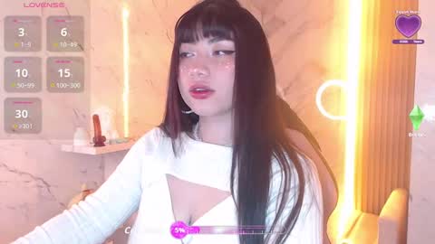 Snapshot of sophia_tf chatting on 09/10/25, 01:11 Sophia online show from 09/10/25, 01:11