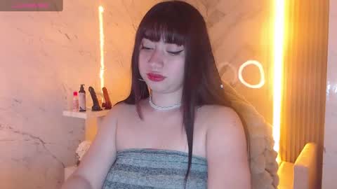 Snapshot of sophia_tf chatting on 09/26/25, 01:48 Sophia online show from 09/26/25, 01:48