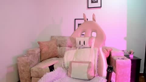 Snapshot of sophiacolemann chatting on 12/19/24, 02:34 sophiacolemann online show from 12/19/24, 02:34