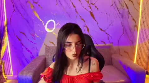 Snapshot of sophiadoll_tf chatting on 09/29/25, 08:13 sophiadoll_tf online show from 09/29/25, 08:13