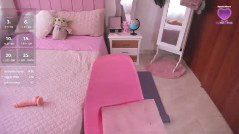    online show from 03/12/25, 06:55