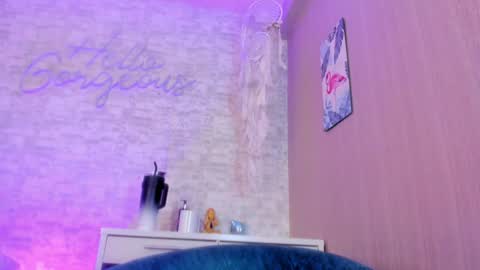 Snapshot of sophiarossee chatting on 01/15/25, 07:34 Sofi online show from 01/15/25, 07:34