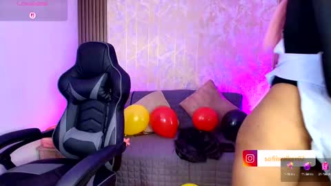 sophia walker online show from 09/23/25, 01:36