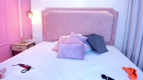 SOPHIA online show from 01/03/25, 04:16