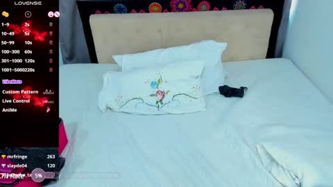 Snapshot of sophie__walker chatting on 02/01/25, 06:40 Sophia online show from 02/01/25, 06:40