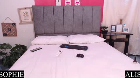 Sophie  Alis online show from 02/22/25, 10:51